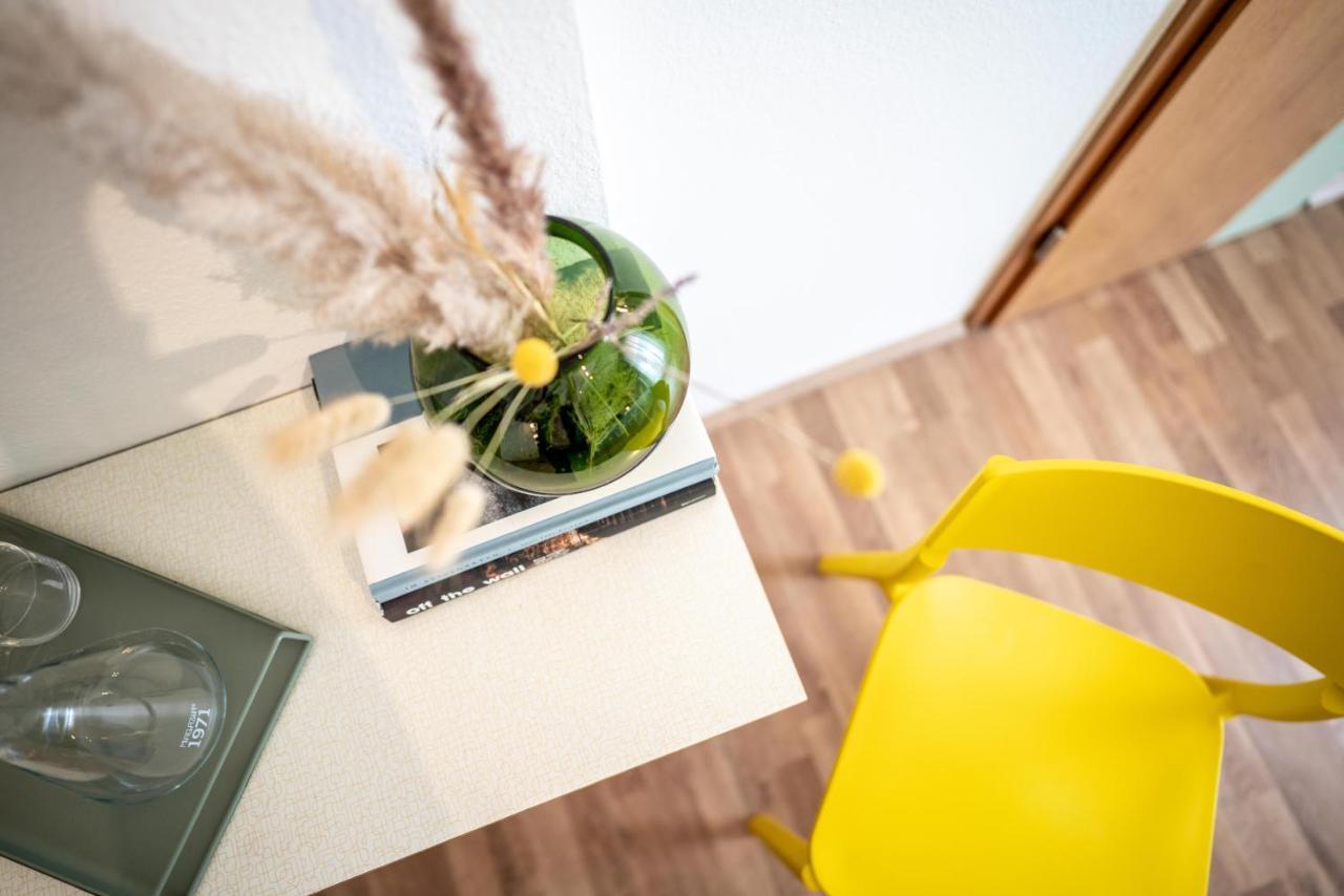 Das Schoene Leben Pop-Up Hotel Hornberg Exteriör bild