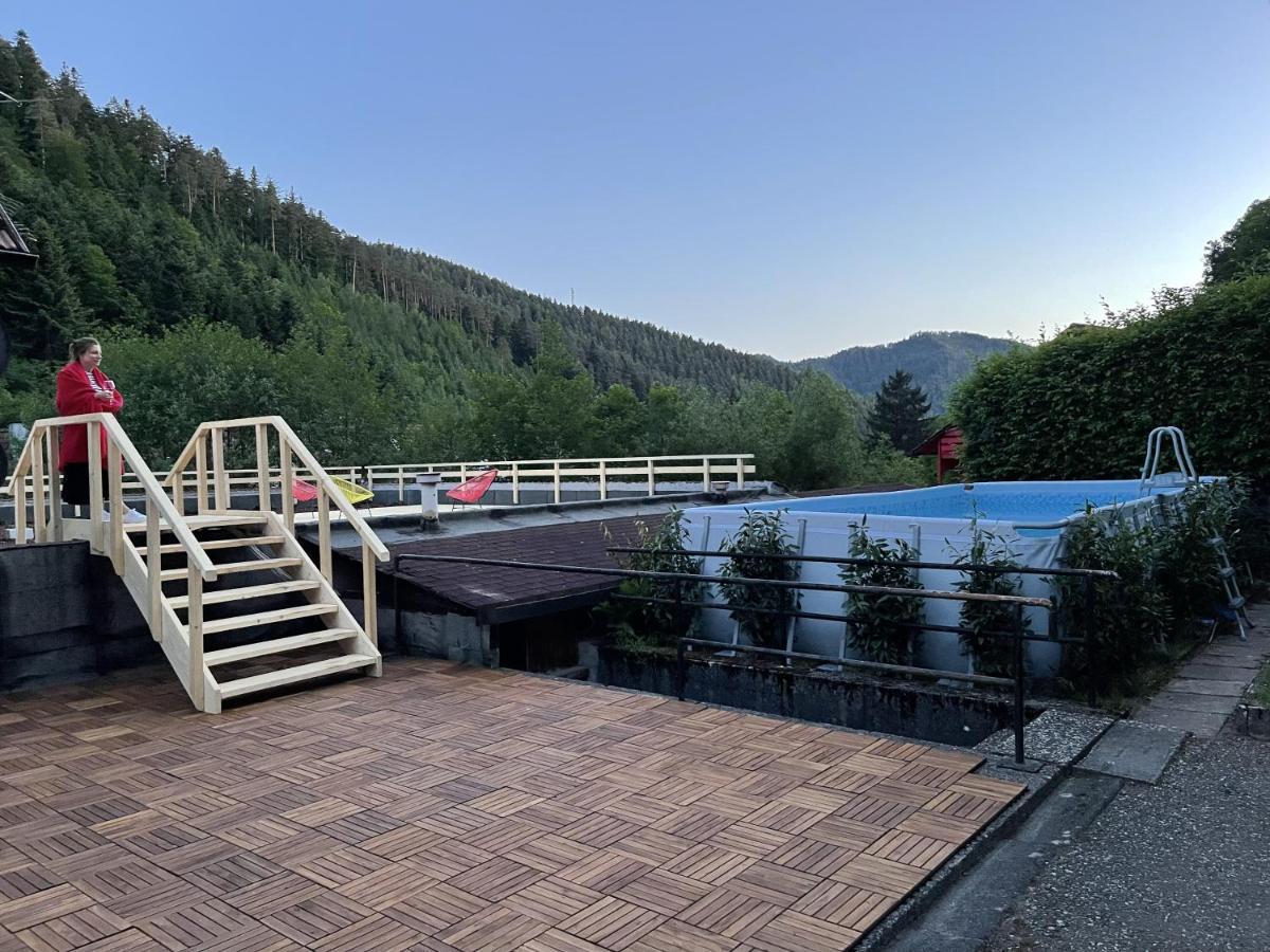 Das Schoene Leben Pop-Up Hotel Hornberg Exteriör bild