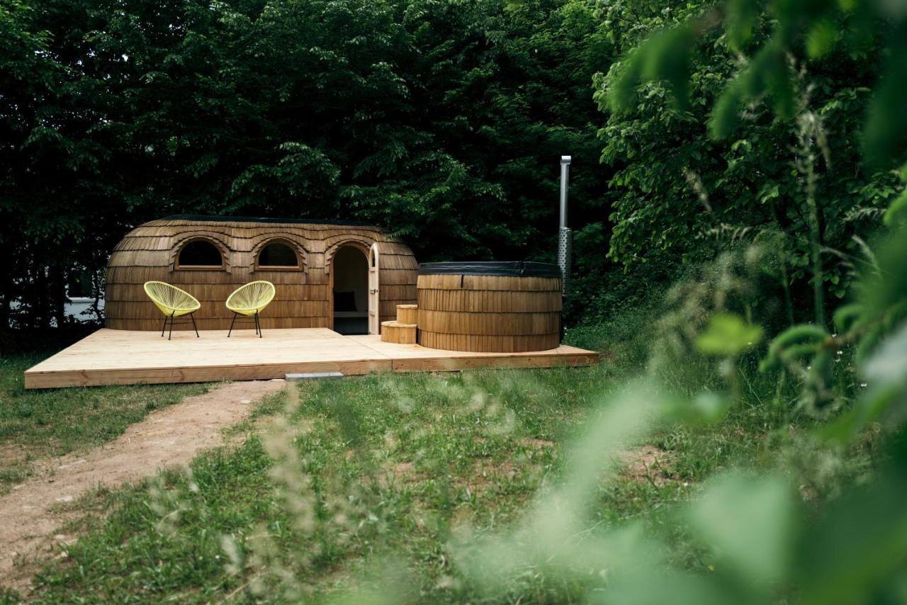 Das Schoene Leben Pop-Up Hotel Hornberg Exteriör bild