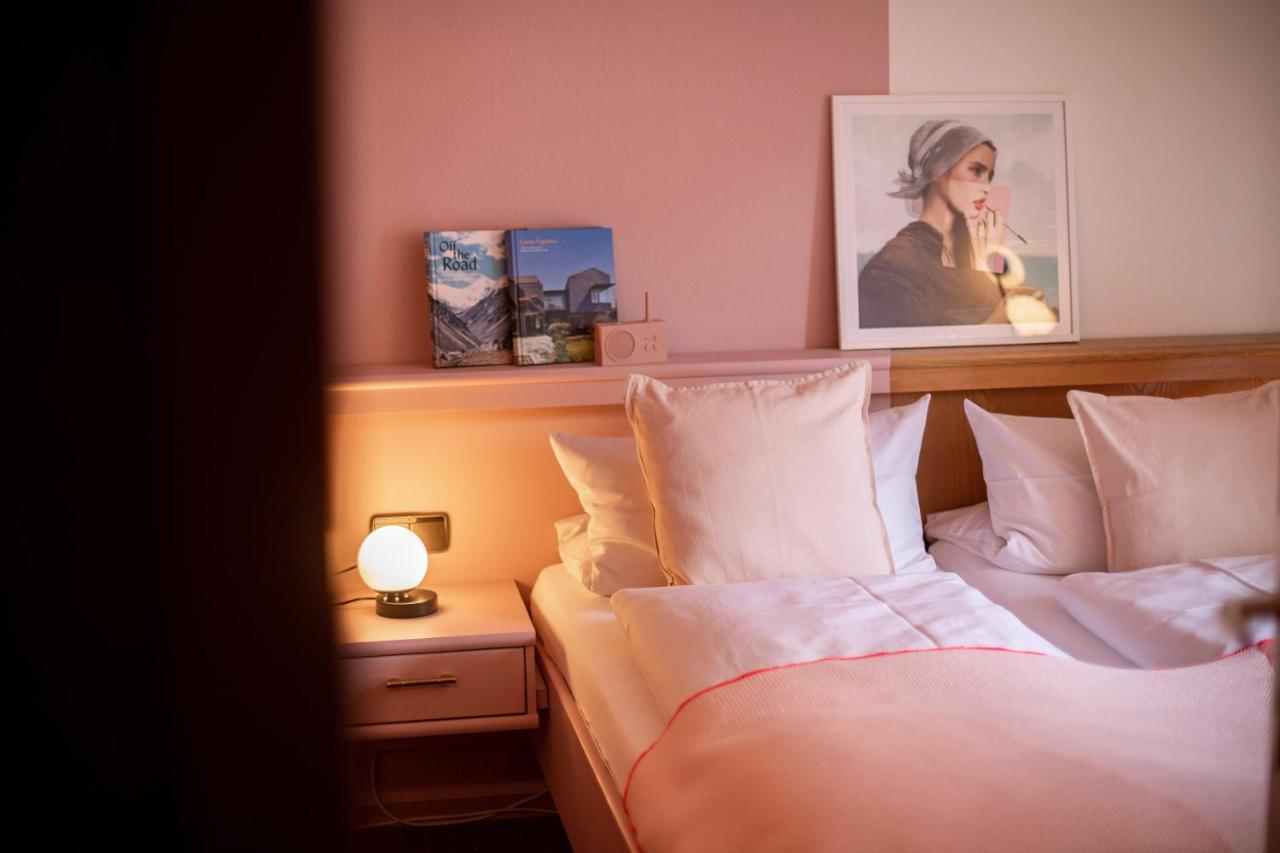 Das Schoene Leben Pop-Up Hotel Hornberg Exteriör bild