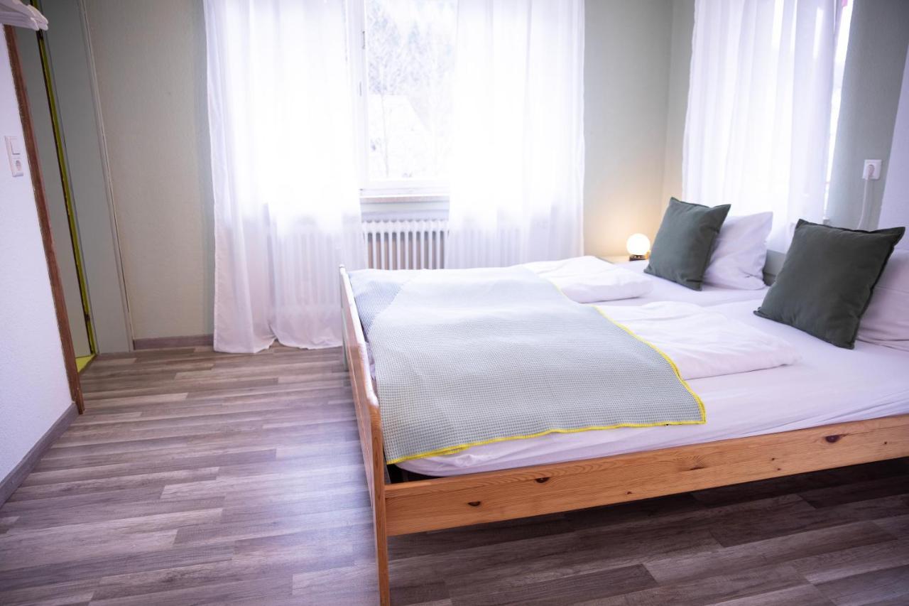 Das Schoene Leben Pop-Up Hotel Hornberg Exteriör bild
