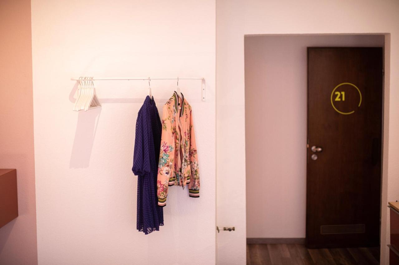 Das Schoene Leben Pop-Up Hotel Hornberg Exteriör bild