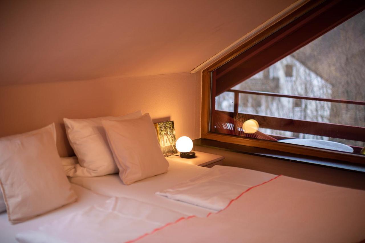 Das Schoene Leben Pop-Up Hotel Hornberg Exteriör bild